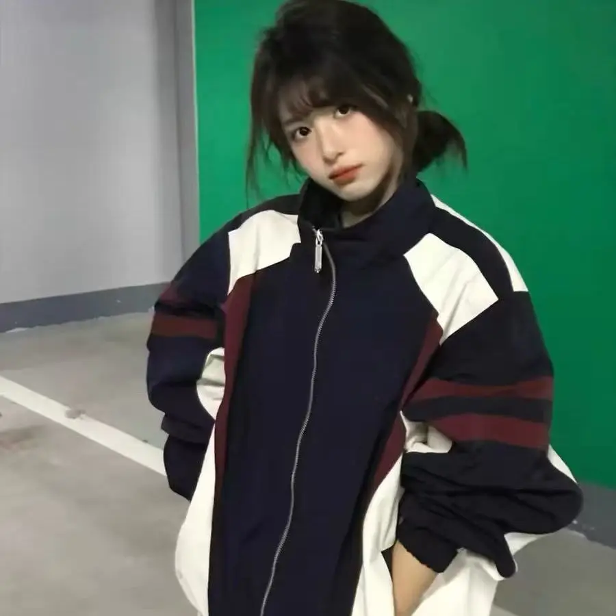 

Женские осенние куртки. Изысканные повседневные куртки во французском стиле с завязками на банте. Карманные узорчатые детали. Необычные универсальные серебряные.