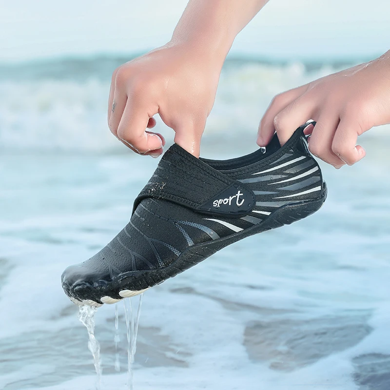 

2025New Breathable Upstream Wading Shoes Quick Dry Aqua Shoes Couple Outdoor Anti-Slip Beach Swimming Barefoot Shoes35-46