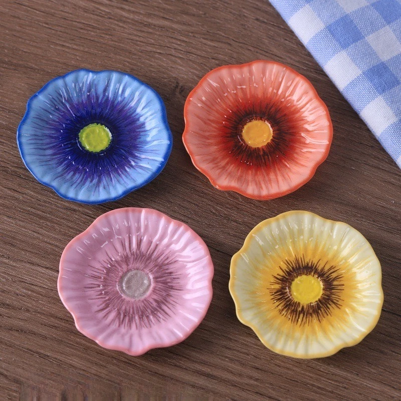 4Pcs Simulated Large Flower Dishes DIY Meal Plates Miniature Baby House Food And Play Ornaments Resin Accessories