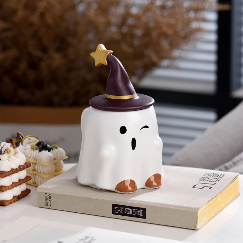 Kubek z duchem na Halloween z pokrywką Uroczy kubek z duchem Kreatywny kubek z duchem Zabawny kubek ceramiczny 450 ml Pamiątka na Halloween
