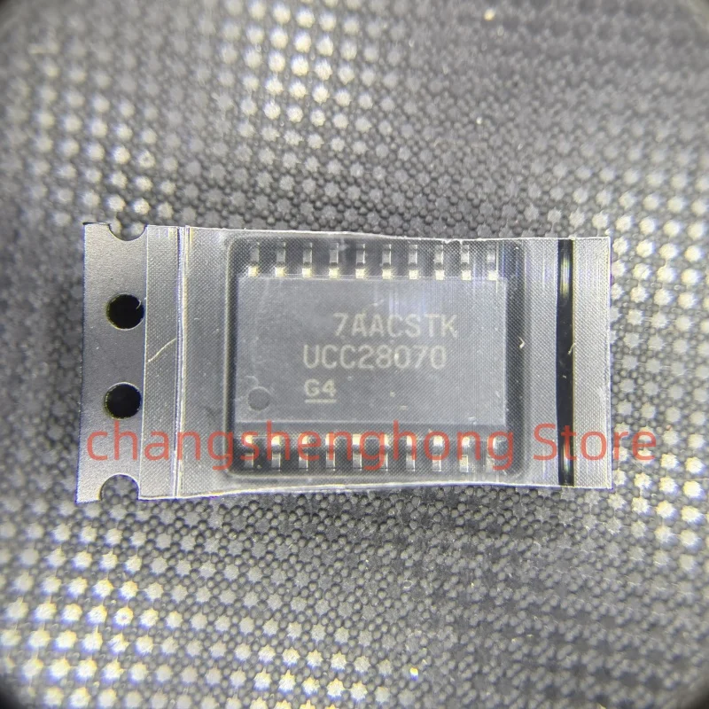 1pcs  New original    UCC28070   UCC28070DWR