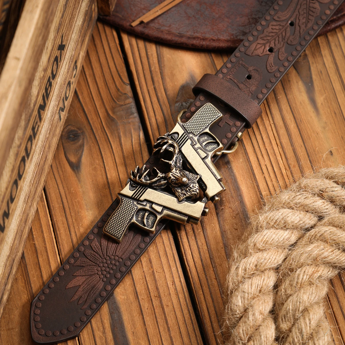 Ein PU-Gürtel im Western-Stil, geeignet für Männer und Frauen, ein einzigartiger Retro-Gürtel in Dunkelbraun (mit perforierten Nieten) – Detail 11