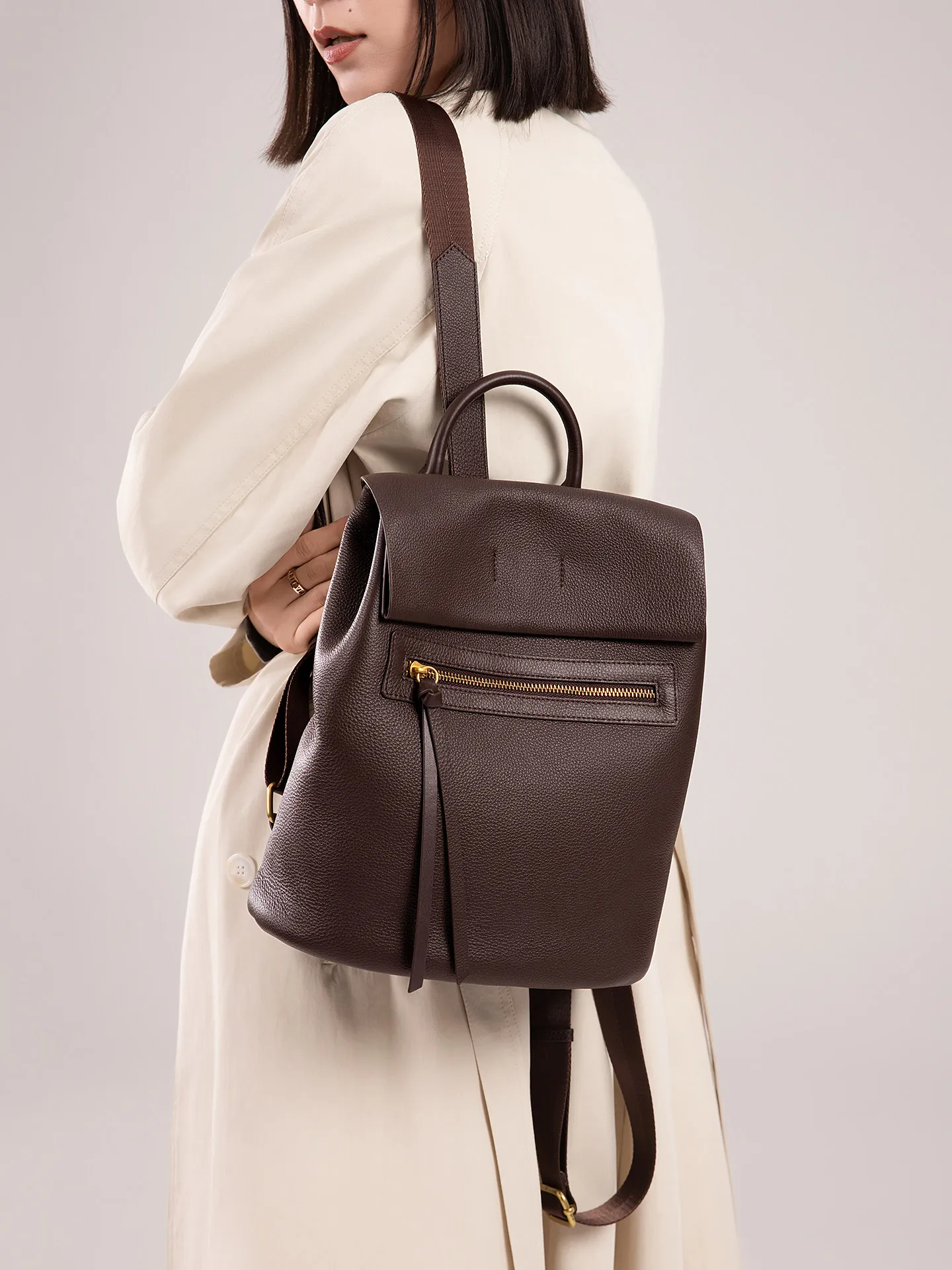 

Leather Backpack Women's 2026 New Fashion All-Matching Women's Backpack Commuter First Layer Cowhide
