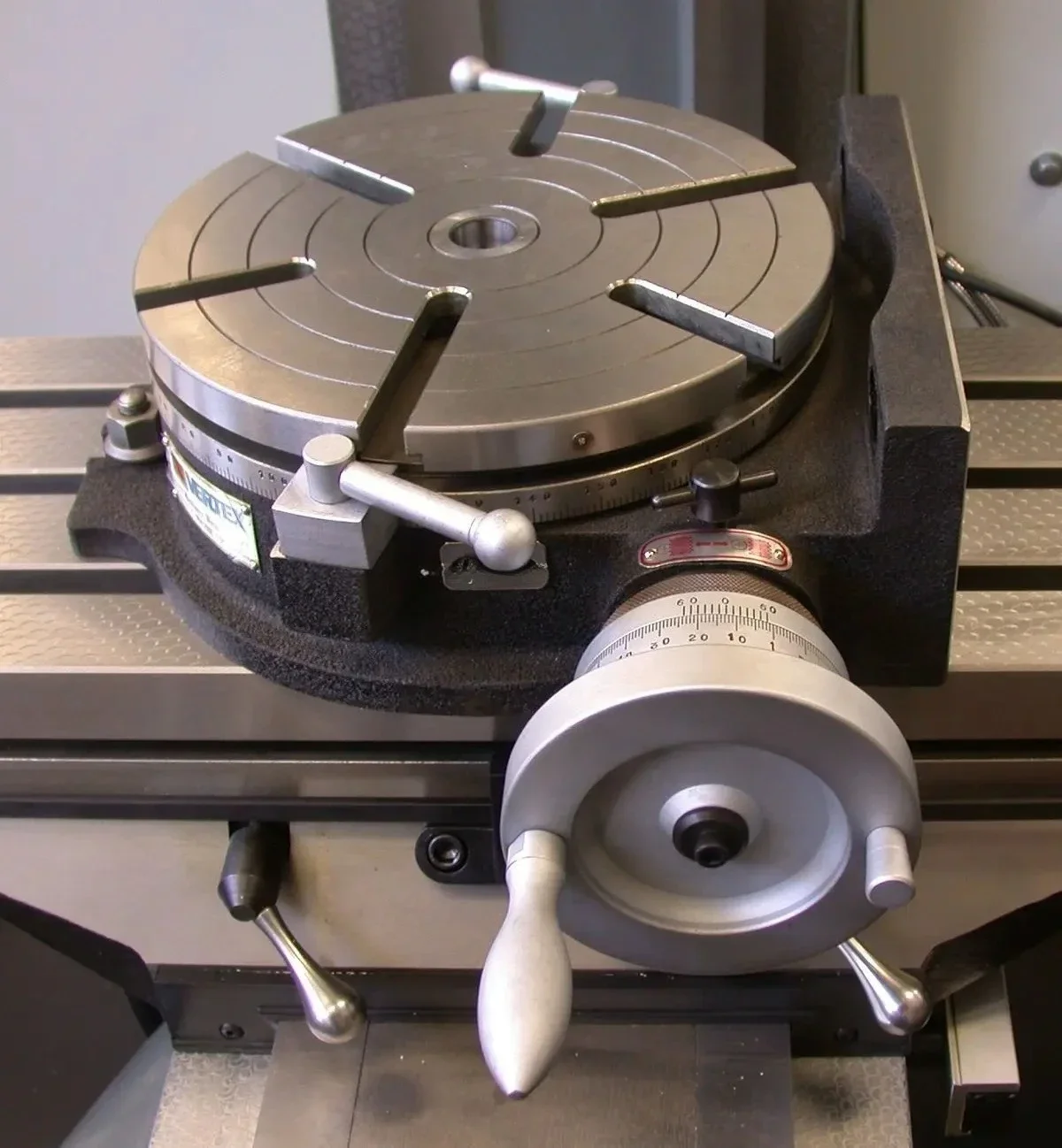 NC Milling Machine Tools Accessories Dividing Head Rotary Table Dividing Plate DP-1 DP-2