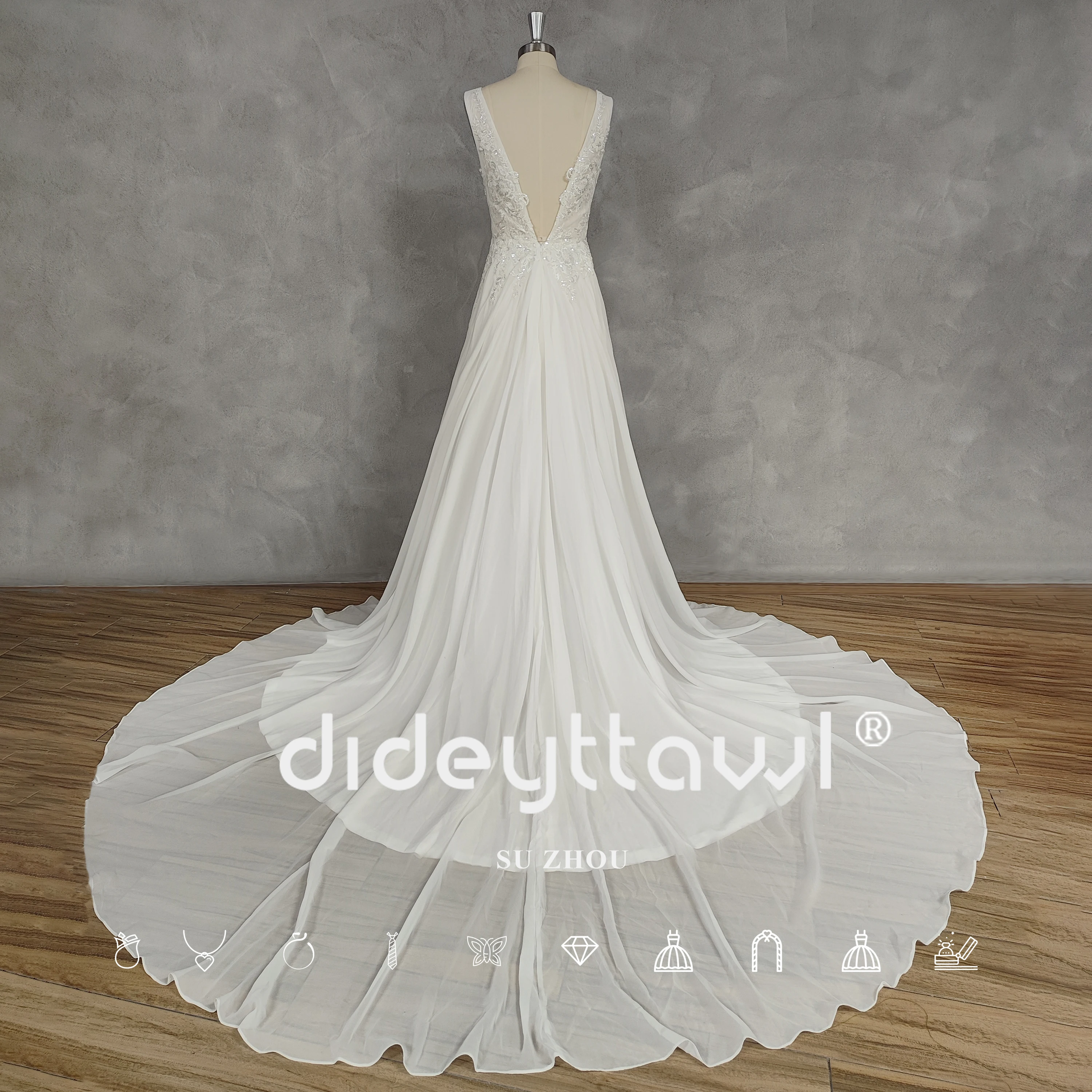 DIDEYTTAWL Real Picture Boho Deep V-Neck Sleeveless Appliques Wedding Dress Open Back Chiffon Court Train Bridal Gown