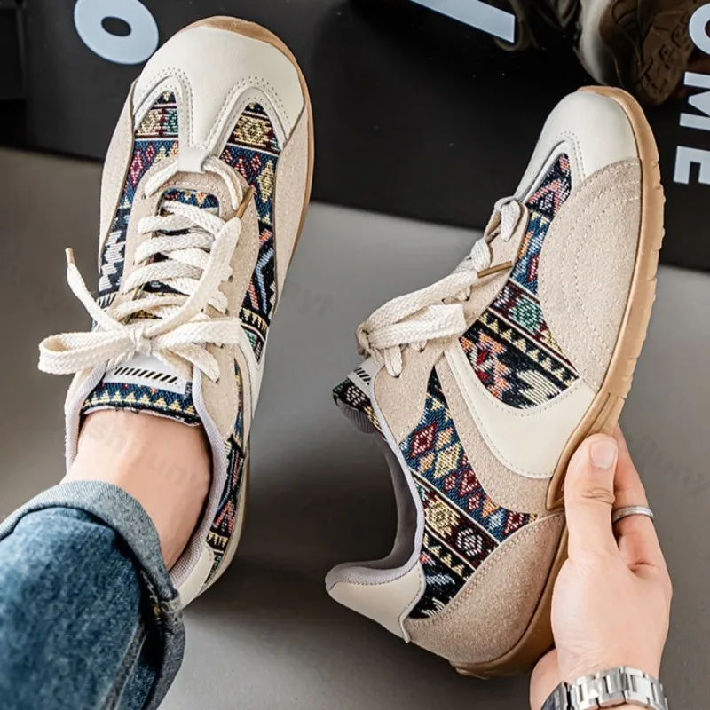 

Низкая повседневная спортивная обувь с ретро-принтом для мужчин, осенняя модная тенденция 2023 года, универсальные удобные нескользящие кроссовки на шнуровке