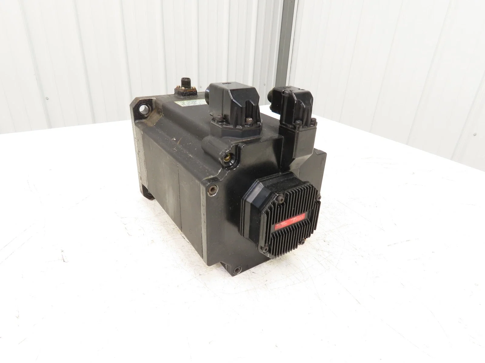 PX-MAF230J-3TB-A  For Okuma PX-MAF230J-3TB-A AC Servo Motor Used