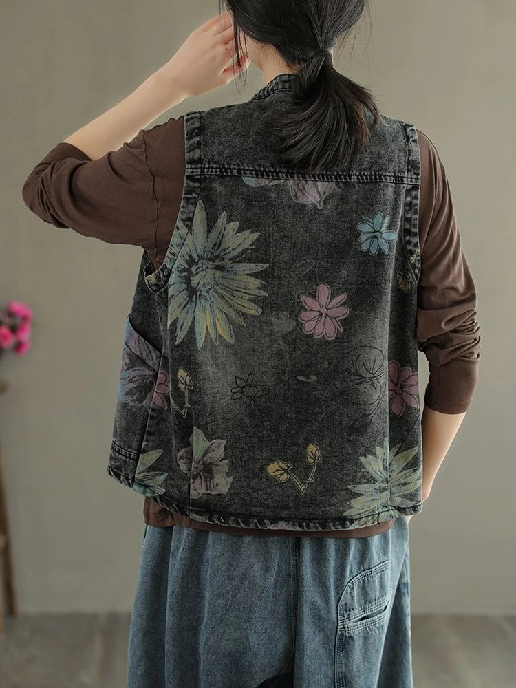 

Women's Vintage Floral Denim Cape Loose Slimming Ethnic Fusion Jacket for Spring Travel Streetwear​