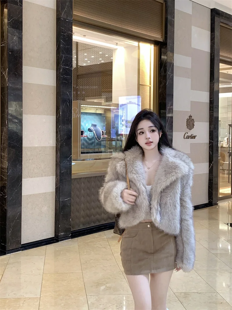 Eco-friendly Fur Coat Women's Winter Large Lapel Short Socialite Elegant Faux Fox Hair Dyed Pointed Hairy Top