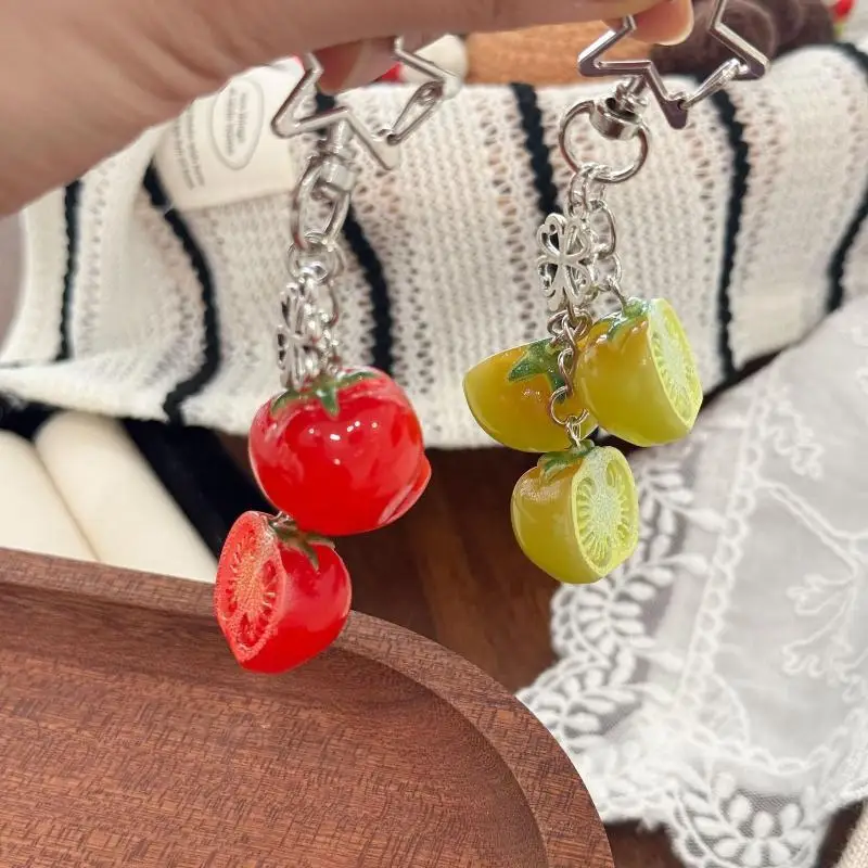 Roter Tomaten-Schlüsselanhänger aus Kunstharz, süßer Anhänger für Handyhülle oder Tasche, ideales Geburtstagsgeschenk für Frauen und Mädchen. – Detail 7
