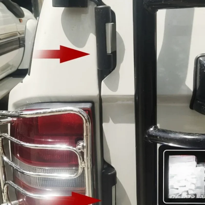 Suitable for Patrol Y60 Tailgate Hinge Bracket Protective Cover Safari Y60 Tailgate Hinge Plastic Cover Replacement Accessories