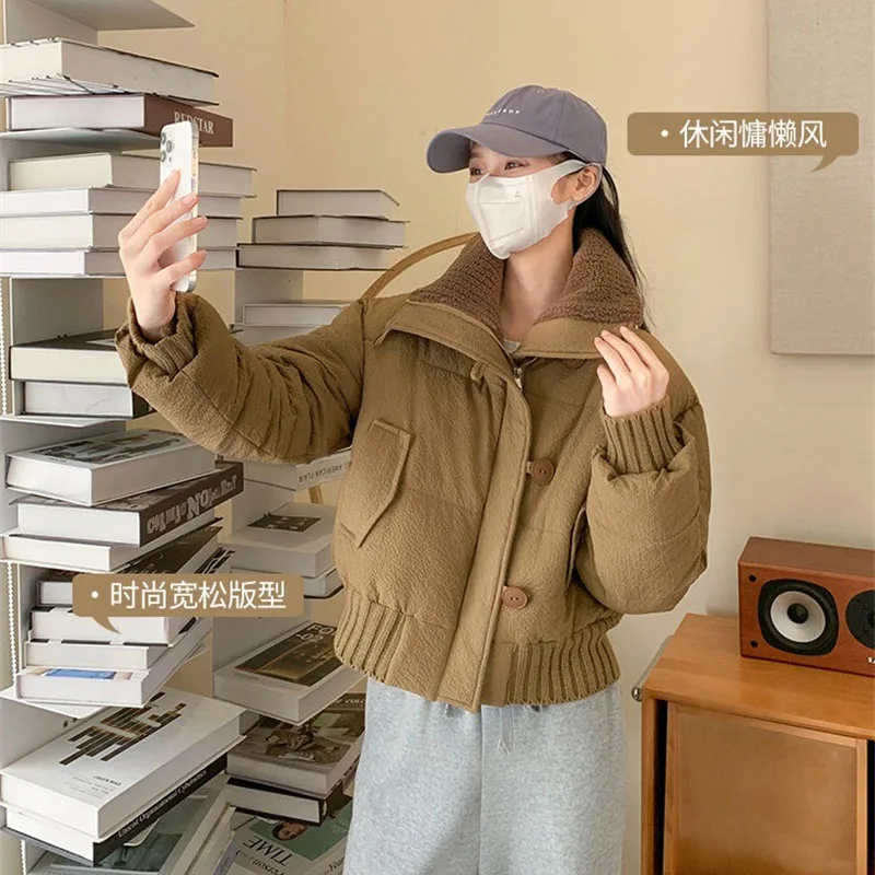 

2025 женская пуховая хлопковая куртка, короткие парки, осенне-зимнее хлопковое пальто из овечьей шерсти, модная хлопковая верхняя одежда в корейском стиле, топ