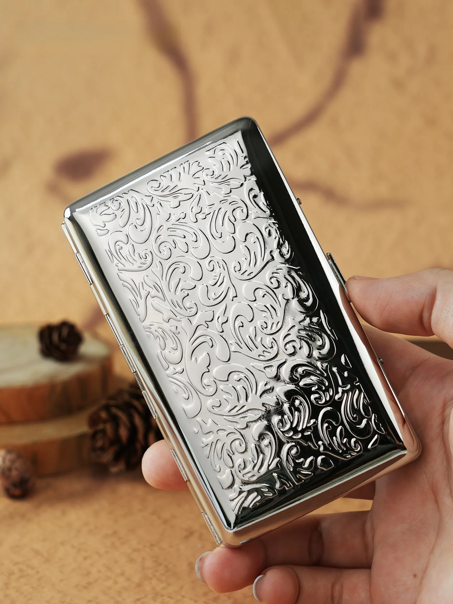 

Prince Metal Cigarette Box Anti-Pressure for 18 Sticks Medium Cigarettes 14 Sticks Thick Cigarettes 20 Sticks Thin Cigarettes