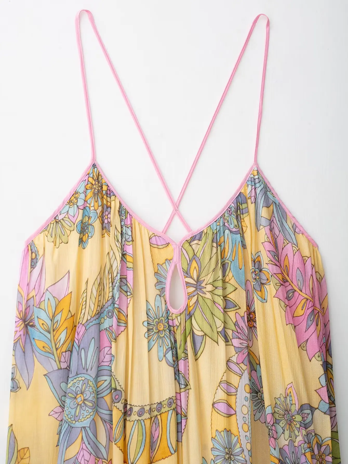 ชุดเดรสสายเดี่ยวพิมพ์ลาย KONDALA สำหรับวันหยุดฤดูร้อน ชุดเดรสทรงหลวมแบบสายเดี่ยวบางเบาสำหรับผู้หญิง แฟชั่นฤดูใบไม้ร่วงปี 2025 ชุดเดรสลำลองสไตล์ชายหาด โรแมนติก สำหรับสุภาพสตรี