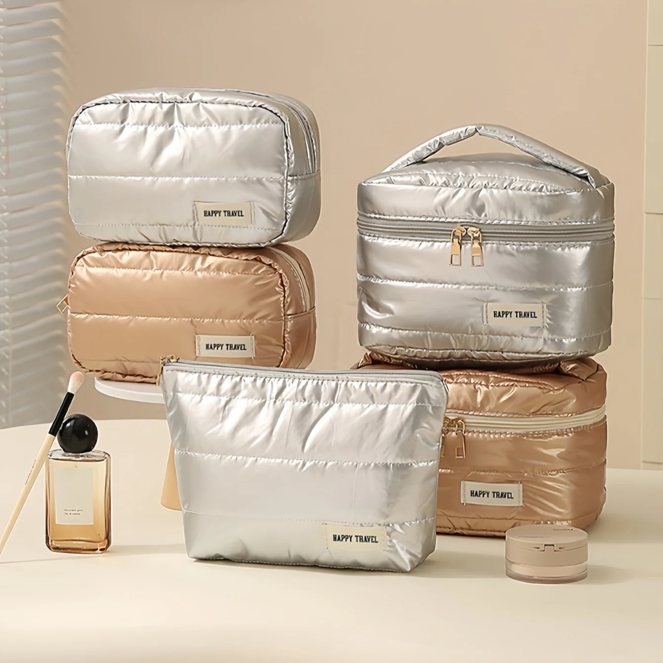 Travel Makeup Bag, Large Capacity Cosmetic Bags for Women, Portable Waterproof Toiletry Bag Makeup Organizer Bag with Handle