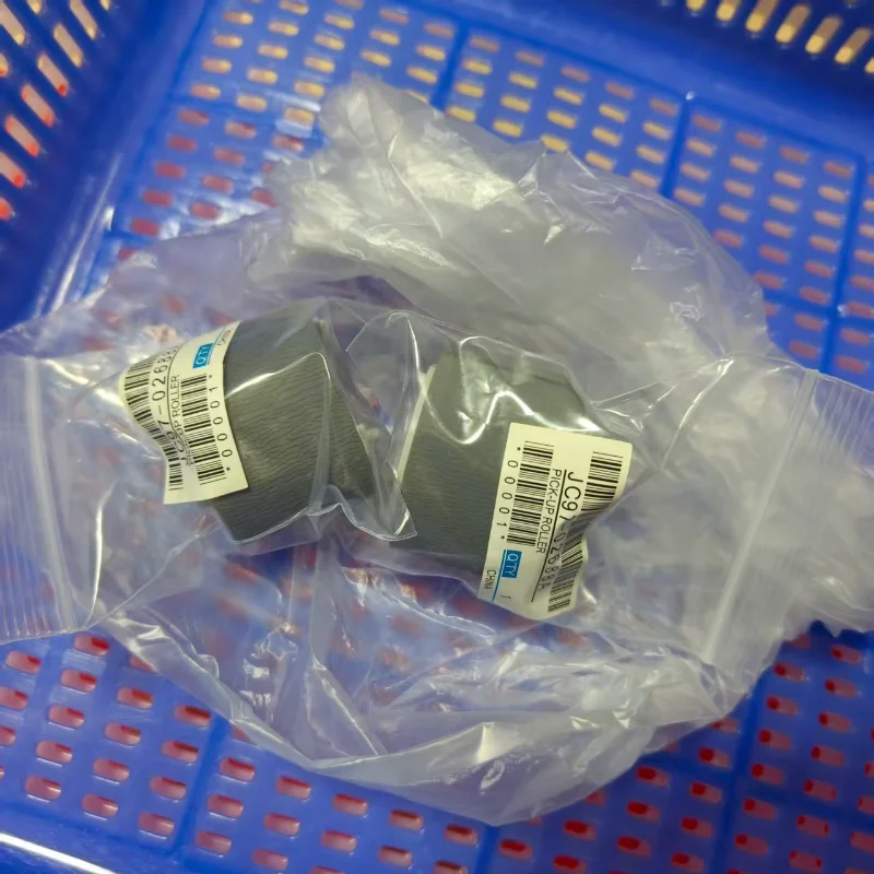 

1X JC73-00302A Paper Feed Pickup Roller for Samsung CLP 300 ML 1610 1640 1641 2010 2240 2241 2160 3160 SCX 4321 4521 CLP300