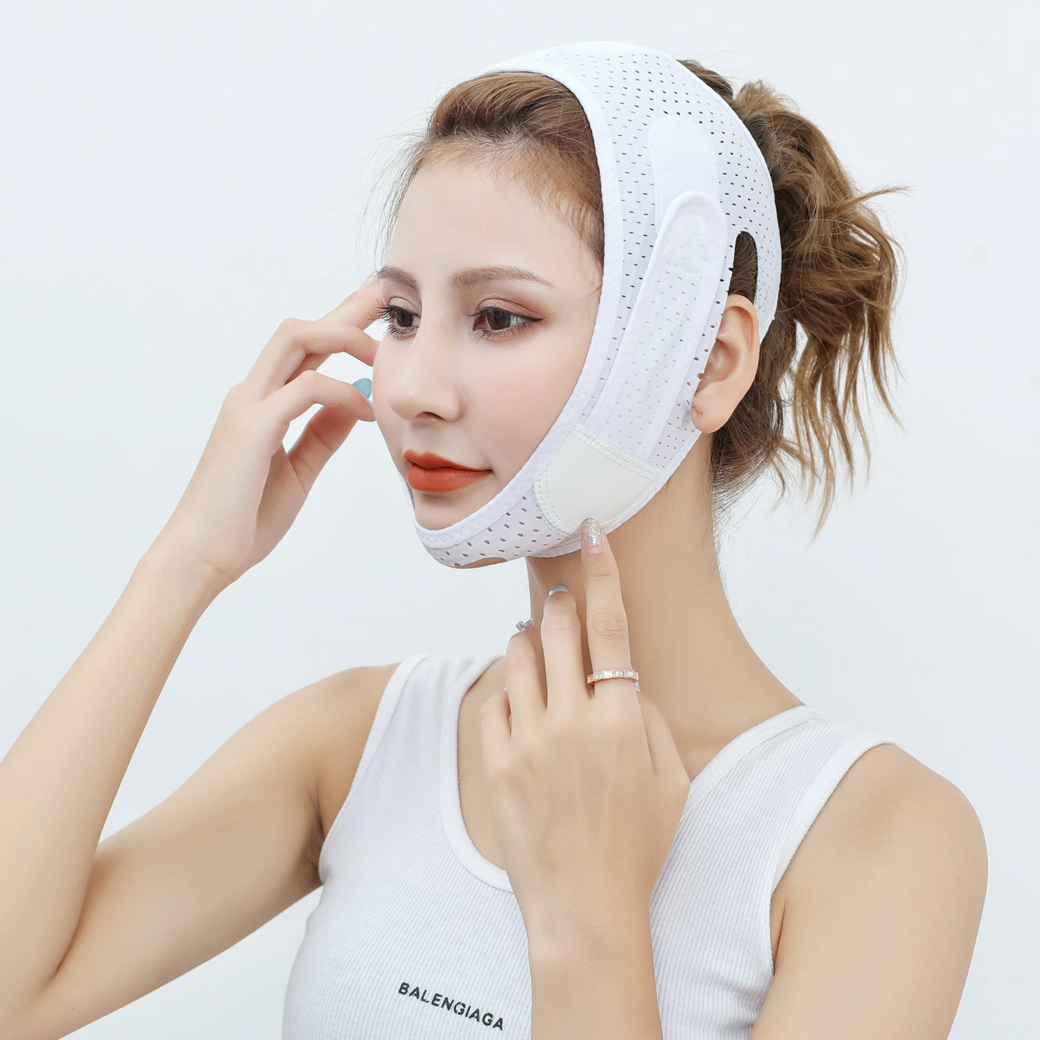 二重あご軽減、顔痩せストラップ、V字型マスクエリミネーター、リムーバー、テープ、女性用ベルト、しわ防止フェイスマスク、ホワイト
