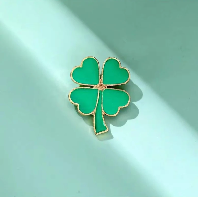 Cartoon Brooch Cute Versatile Personality Badge Japanese Ins Women\'S Breastflower Lucky Four Leaf Grass Green Breast Pin New