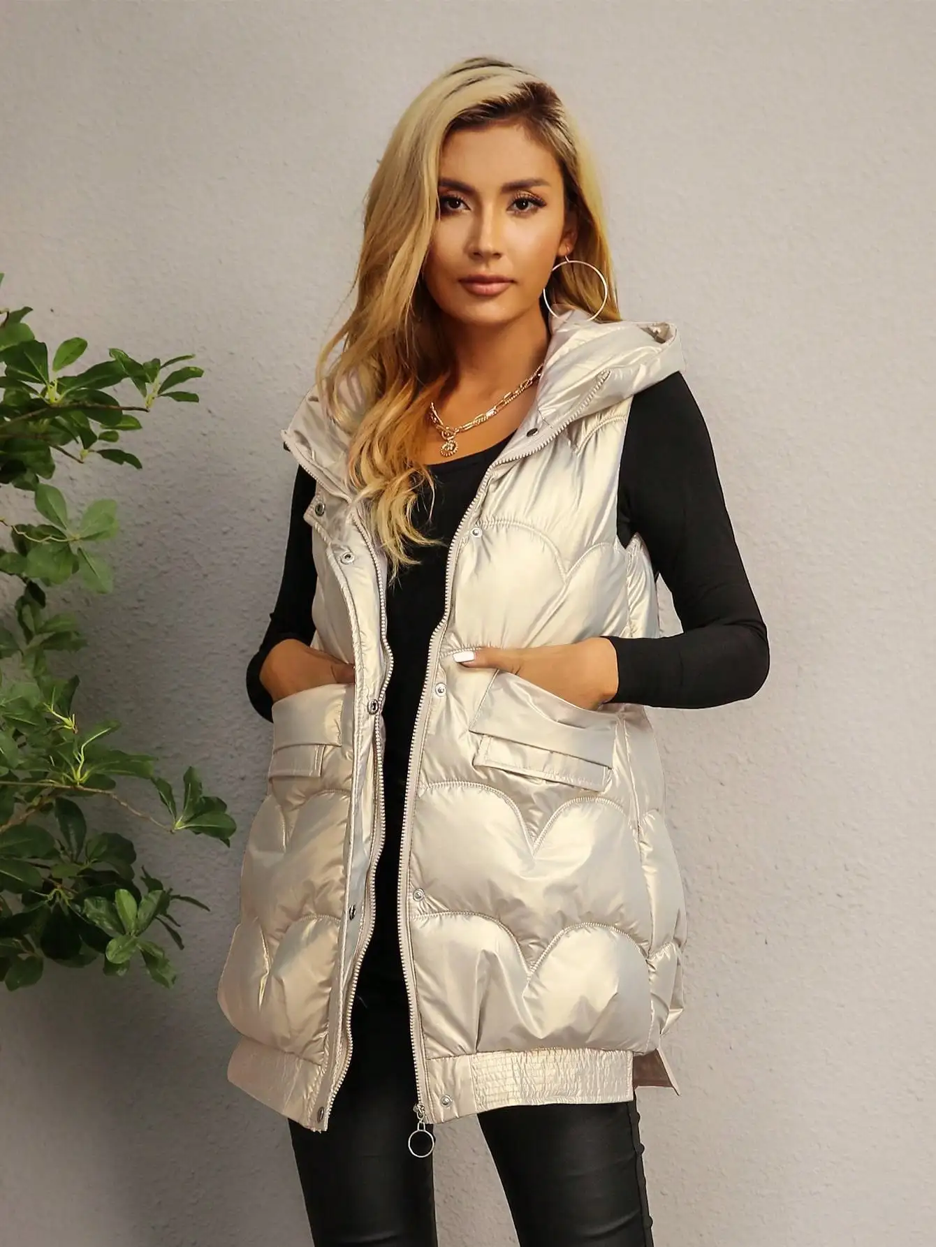 2023 Fashion Autumn And Winter Sleeveless Patent Hooded Front Zipper  Button Details Solid Puffer Coat Outdoor Warm Clothing