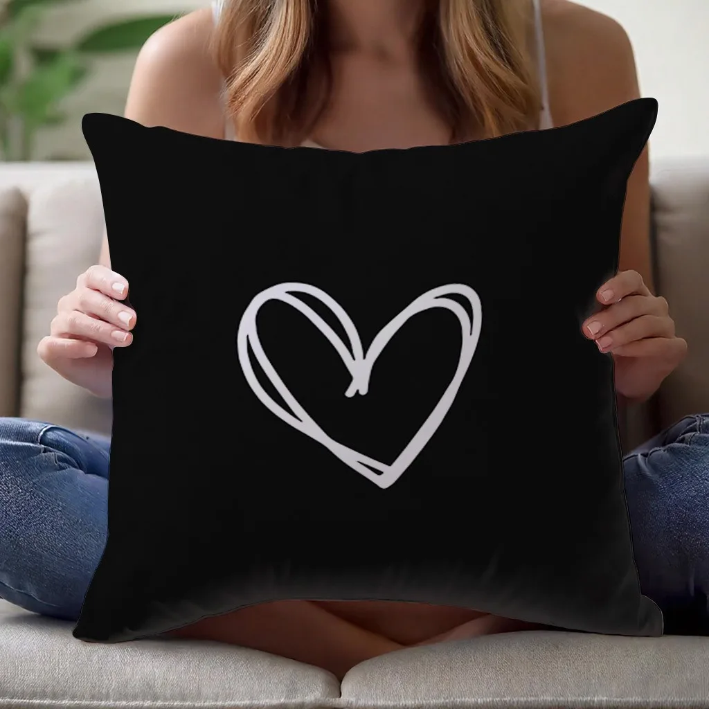 Black heart-shaped pillowcase simple love design printed sofa bed decorative cushion cover -17.7x 17.7 inches, without insert