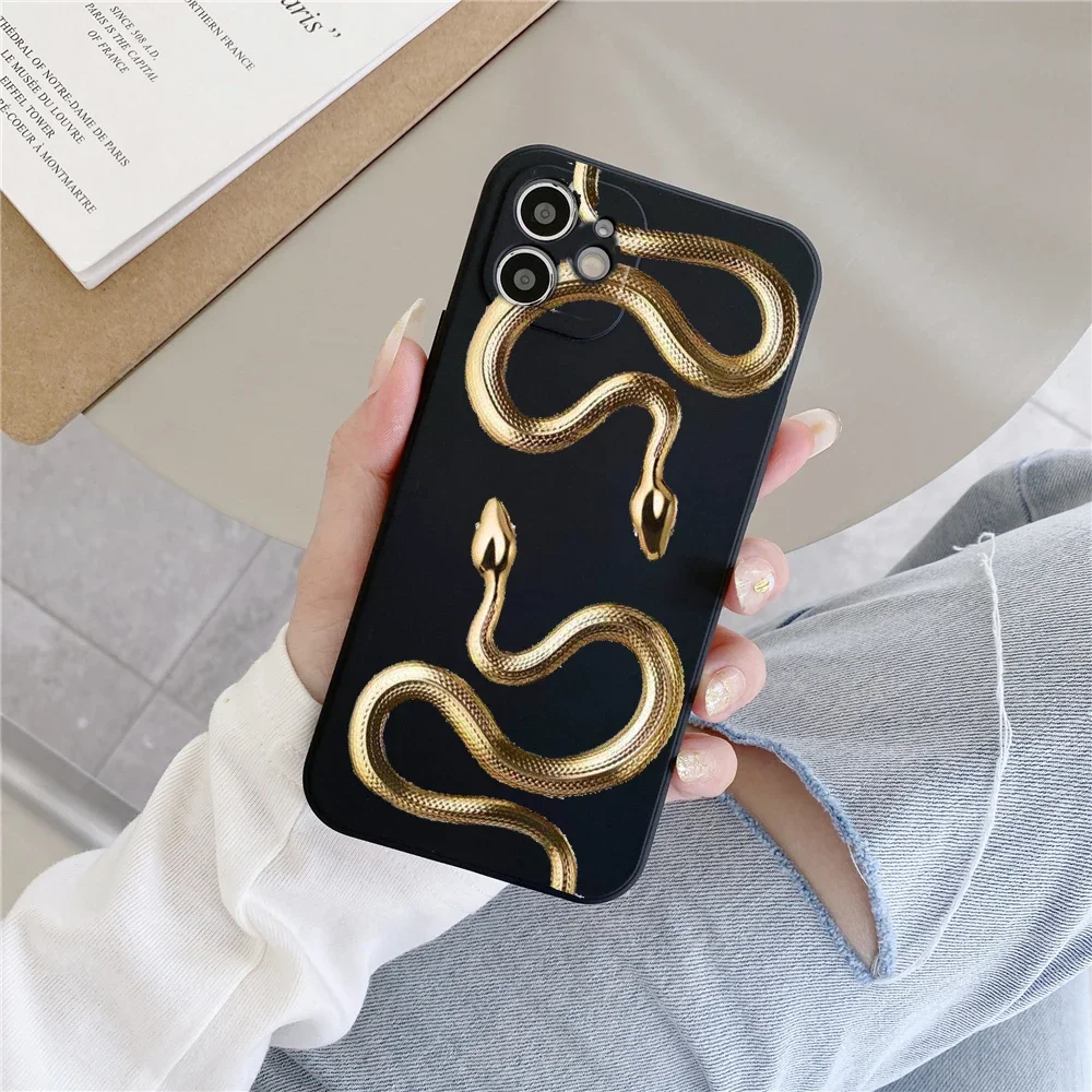 Luxurious Gold Snake Case for iPhone 15 14 13 12 11 Pro Max Mini X XR XS Max SE 7 8 Plus Case Dragon Fundas For iPhone 13 Cover