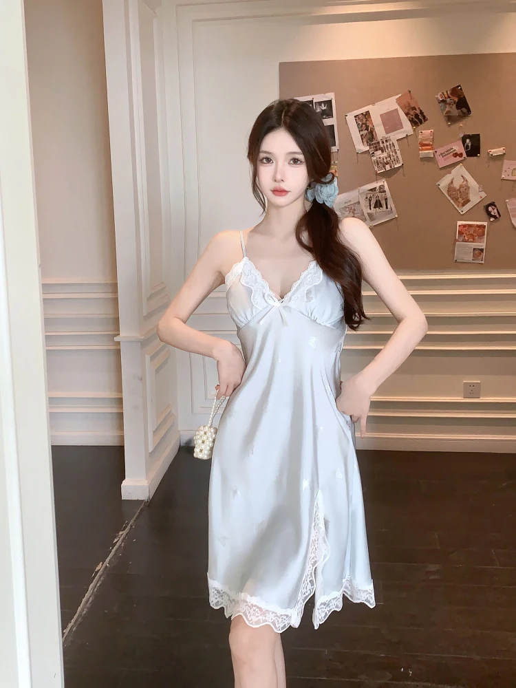 DAIMELU spring and autumn long-sleeved nightgown ice silk set nightdress with chest pad sexy sleepwear suit female pajamas gril