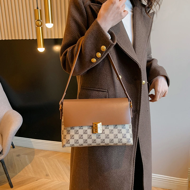

Urban Navigator Messenger Bag Women Multifunctional Shoulder Bag City Smart For Metropolitan Living And Commuting