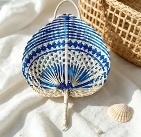 Summer Cool Cattail Leaf Handmade Woven Fan Vintage Traditional Fan Colorful Wall Ornament Living Room Home Decoration