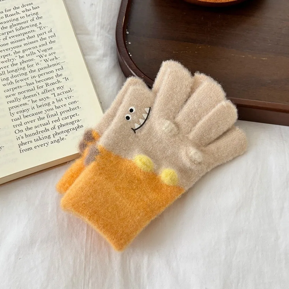 

Cartoon Alligator Printed Knitted Gloves Soft Knitted Cold-Resistant Mittens Thick Warm Stretchable