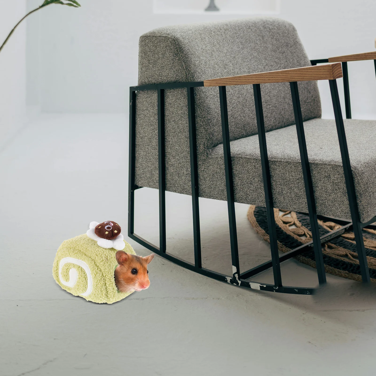 

Cute Swiss Roll Design Hamster Winter Bed Warm Cotton Hideout Multi-Functional Small Animal Shelter