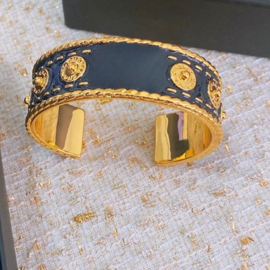European and American fashion brand high quality personality cowboy new bracelet