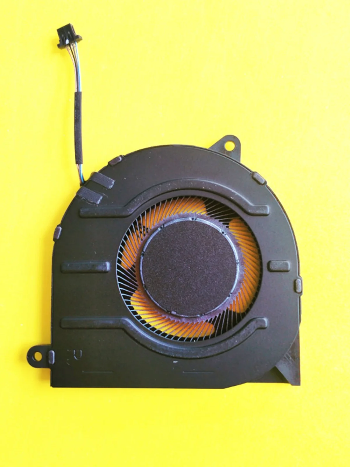 New For Dell fan 0HV9W8 0D8MWV notebook cooling fan