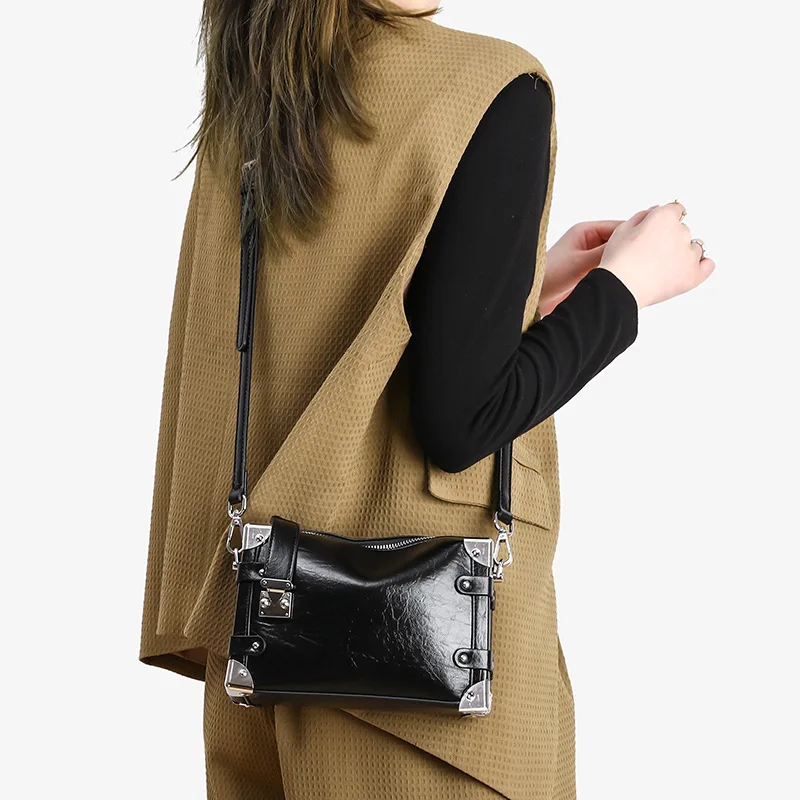 Women Small Square Bag Fashion Versatile Wide Shoulder Strap handbags Y2K Punk Portable Female One Shoulder Crossbody Bag