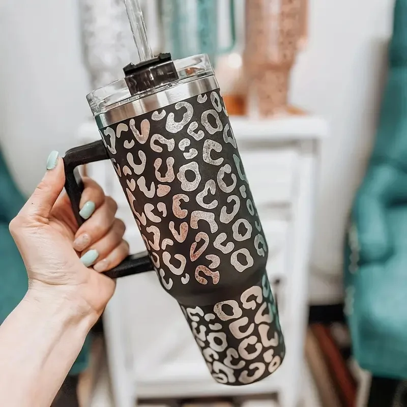 

Insulated Stainless Steel Tumbler with Leopard Pattern and Double Wall Vacuum Technology - Large Capacity Travel Mug for Coffee