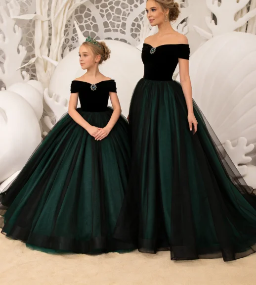 Girls Wedding Dresses Evening Gowns Parent-child Outfits Flower Girl Dresses Fashionable Princess Dresses