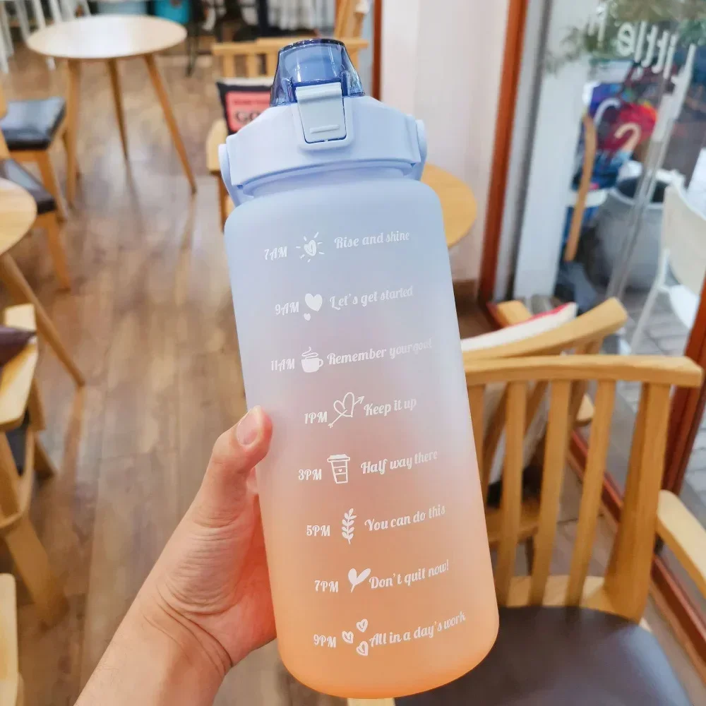 Hot Large Couple Cup with Straw Time Scale Water Bottle Plastic Water Cup Large Student Frosted Outdoor Sports Water Bottles 2L
