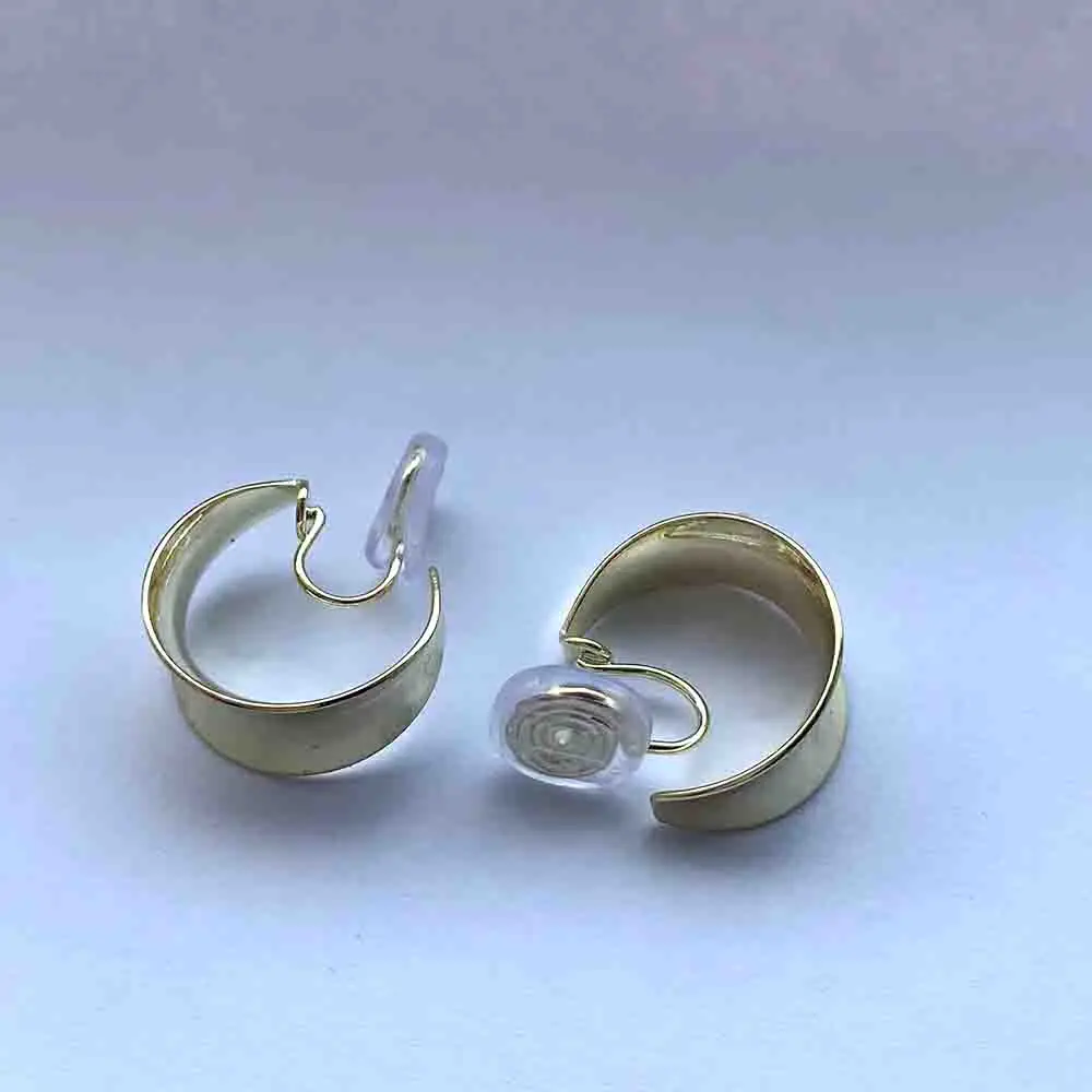 GRACE JUN Top Quality Copper Material Geometric Clip on Earrings Elegant Fashion C Shape Hoop EarringsHypoallergenic Ear Clip