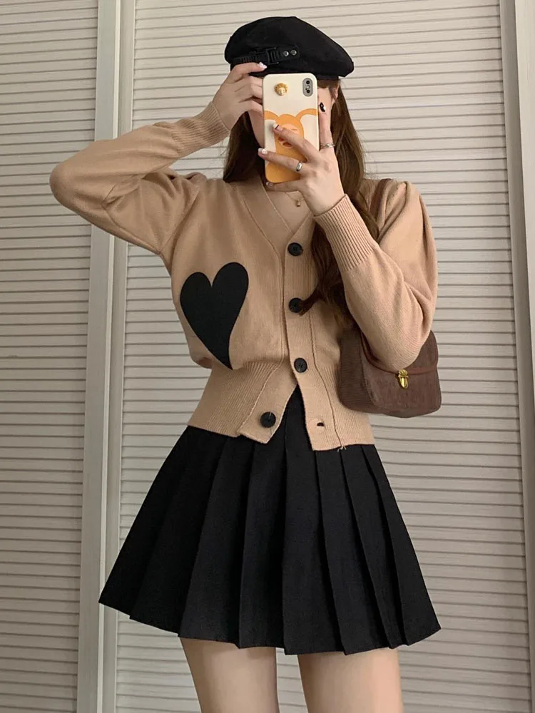 Giappone Kawaii uniforme scolastica donna inverno cuore maglia Cardigan gonna set scollo a v manica lunga cappotto lavorato a maglia scuola ragazza uniforme