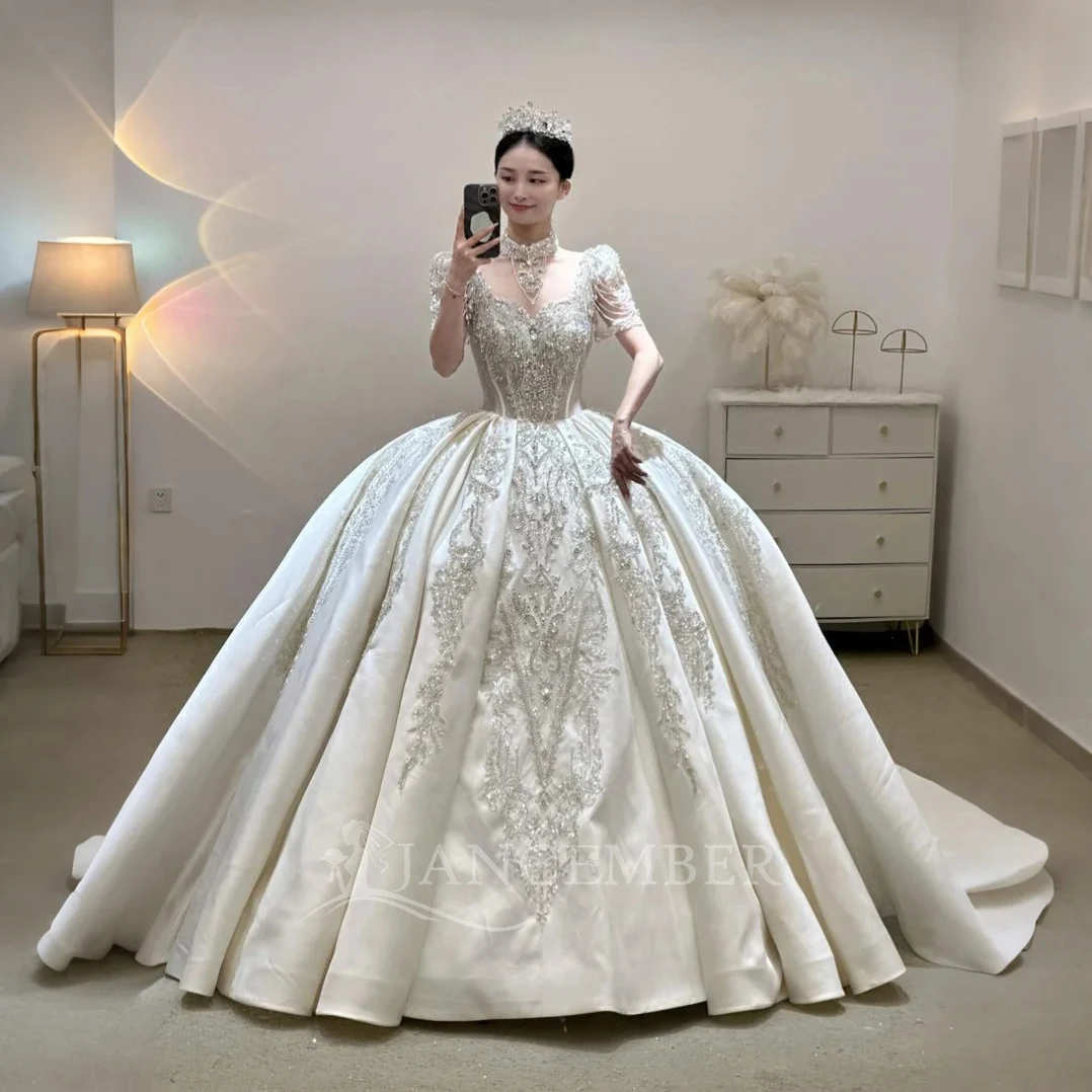 New Arrival Short Sleeve Lace Up Back Sparkly Beading Pearls Sequins Satin Ball Gown Customized Wedding Dresses Vestido De Novia