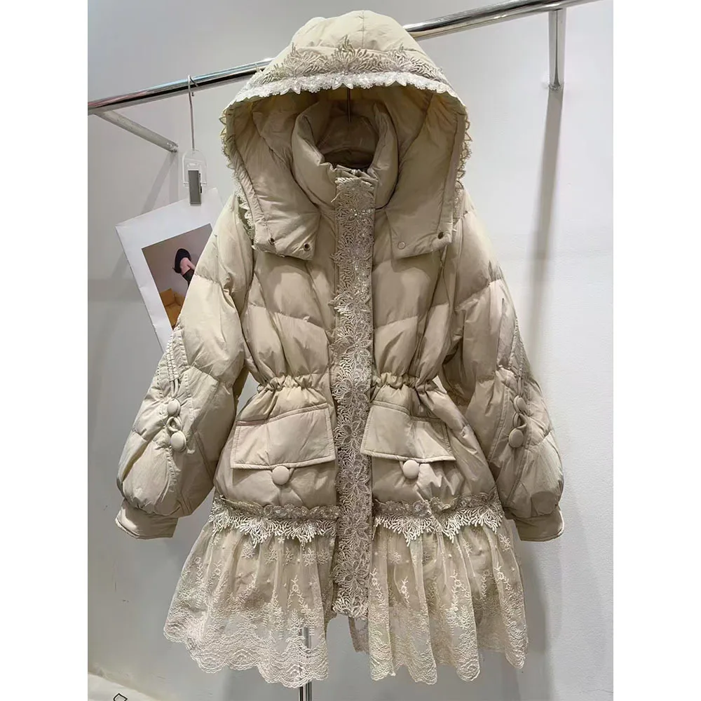 Piumino da donna invernale versione coreana dolce industria pesante pizzo volant bordo giunture piumino d'anatra bianco caldo addensato