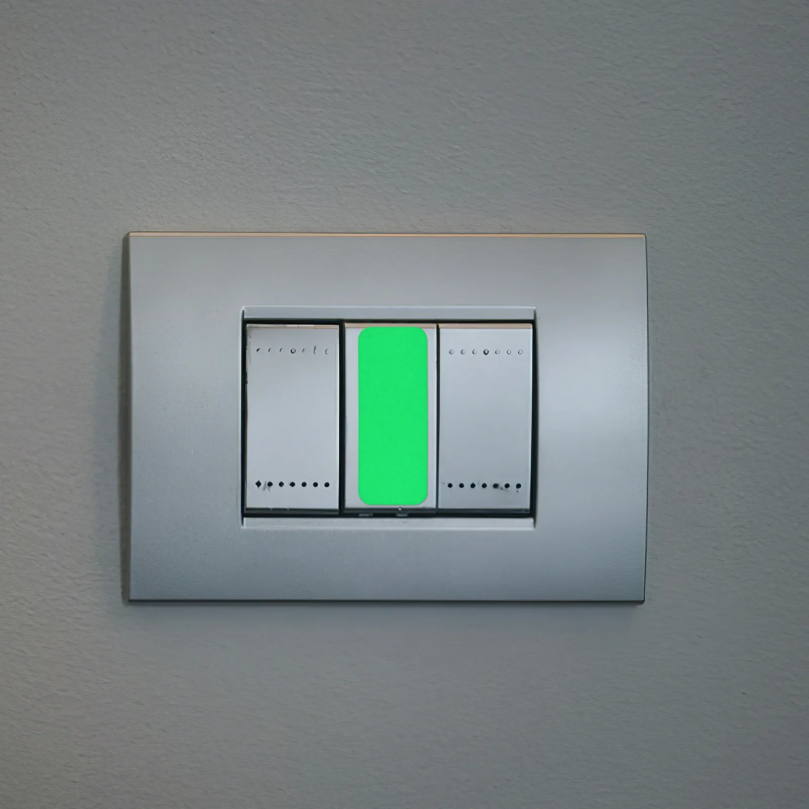 

1 Sheet Night Glowing Switch Sticker DIY Decorative Luminescent Light Switch Decal for Bedroom Home Sticker Decal