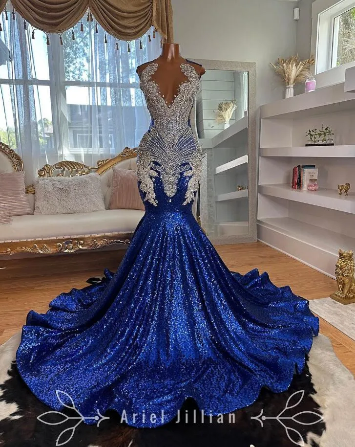 Abiti da compleanno scintillanti blu royal Trumept da ballo per le donne Abito da sera Gillter di cristallo con diamanti di lusso abend kleid luxus 2024