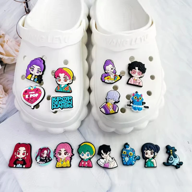 1-8 قطعة K-POP شيطان الصيادين الأحذية السحر اكسسوارات الكرتون أحذية رياضية مقاطع الأحذية DIY بها بنفسك زينة دبابيس هدايا للأطفال الطرف