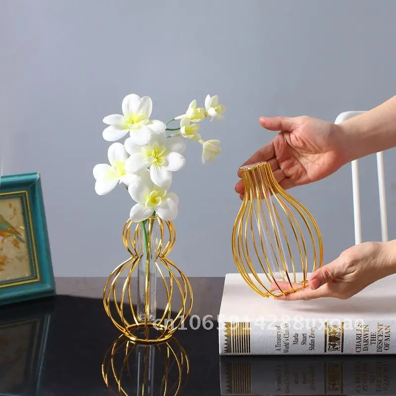 

Nordic Light Luxury Dining Table Decorative Iron Vase Spherical Shape Flower Bottle Gourd Countertop Porch Metal Artwork