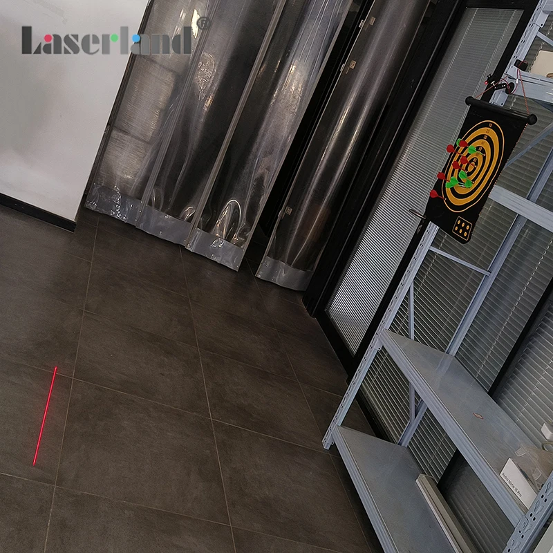 Red Line Laser Throw Toe Marker Kit fai da te Playing Dart a batteria con Base magnetica