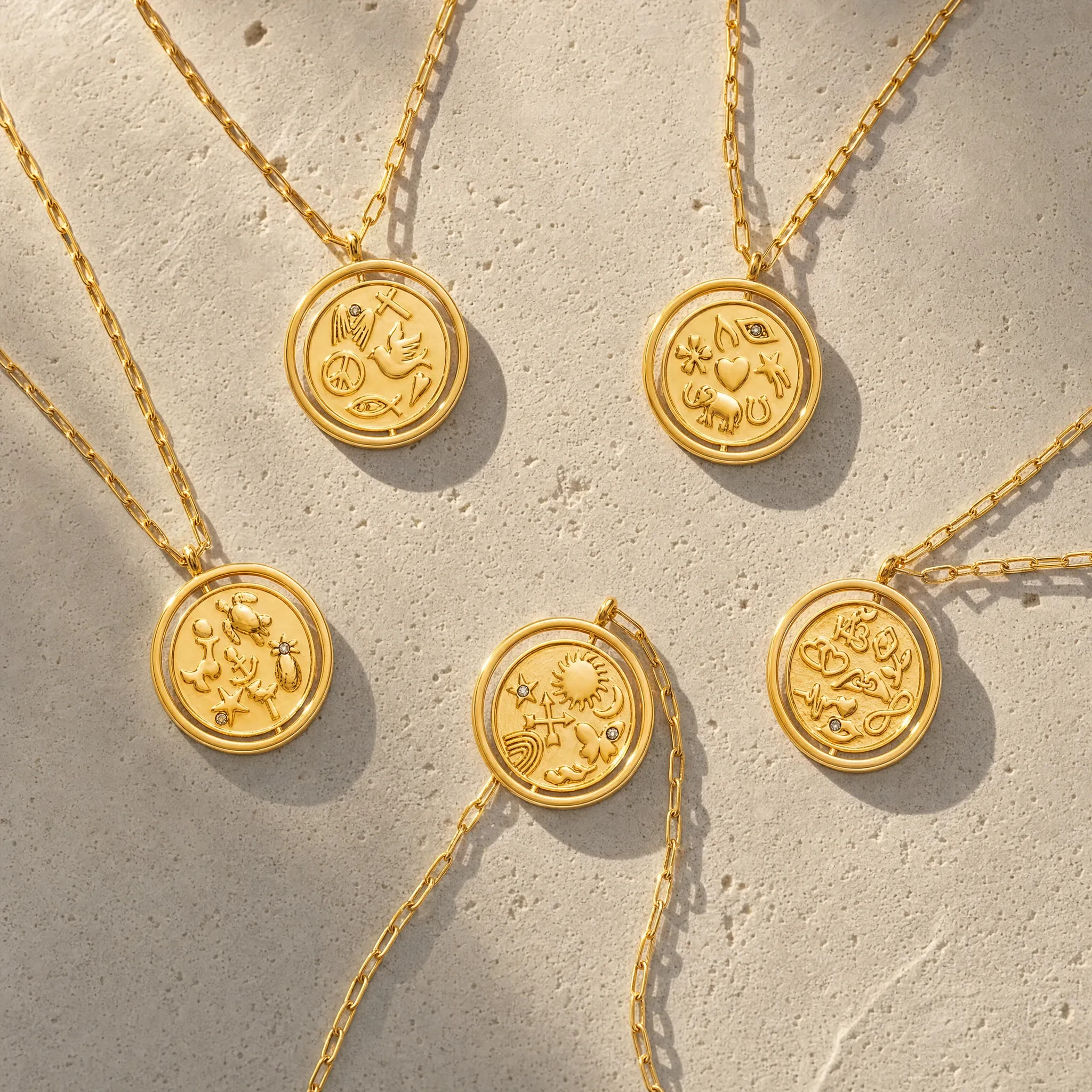 Vintage Gold Plated Reversible Pendant Necklace for Women Luxury Sun Heart Charm Sparkle Zircon Necklaces Chic Jewelry Gift