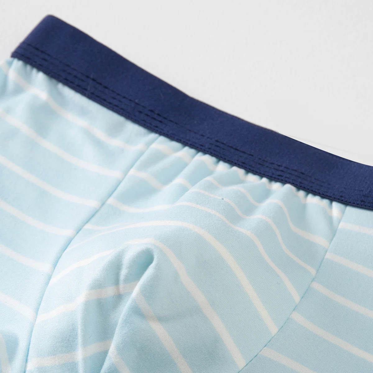 4/8-teiliges Set Kinderunterwäsche für alle Jahreszeiten, bequeme viereckige Hosen, gestreifte Freizeithosen für Jungen. – Detail 7