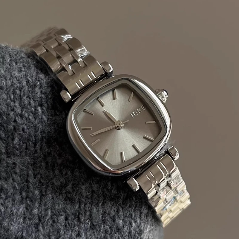 2025 waterproof quartz watch birthday gift light luxury classic trend women's watch elegant and simple student