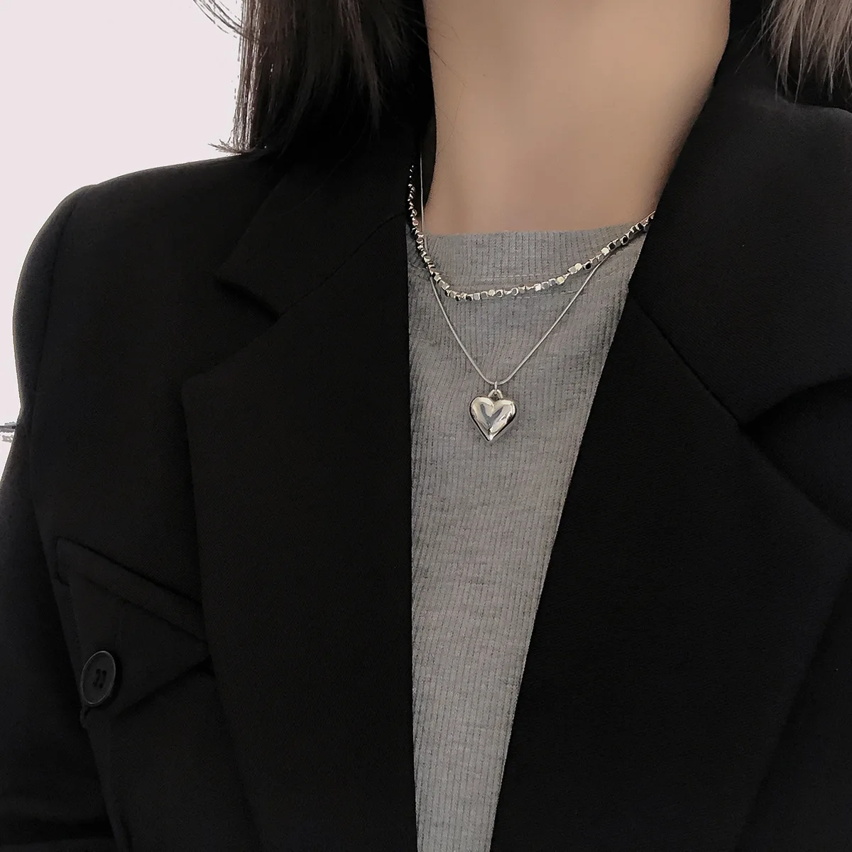 طبقة مزدوجة الخرز سلسلة فضية اللون شكل قلب قلادة قلادة للنساء مجوهرات بسيطة سحر سلسلة الترقوة هدية الزفاف