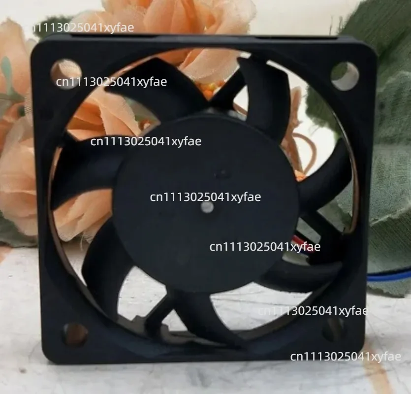 EFB0512MA DC12V Equipment Cooling Fan 0.12A 50×50×10mm 3-Wire